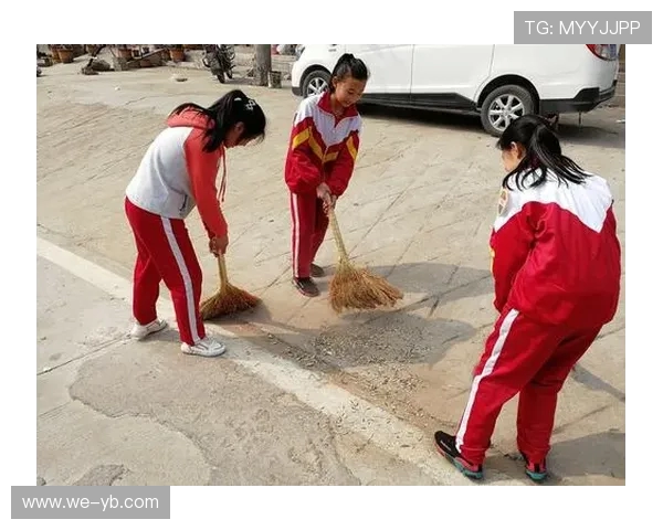 《中班体育活动设计：培养幼儿体能与合作精神的游戏方案》
